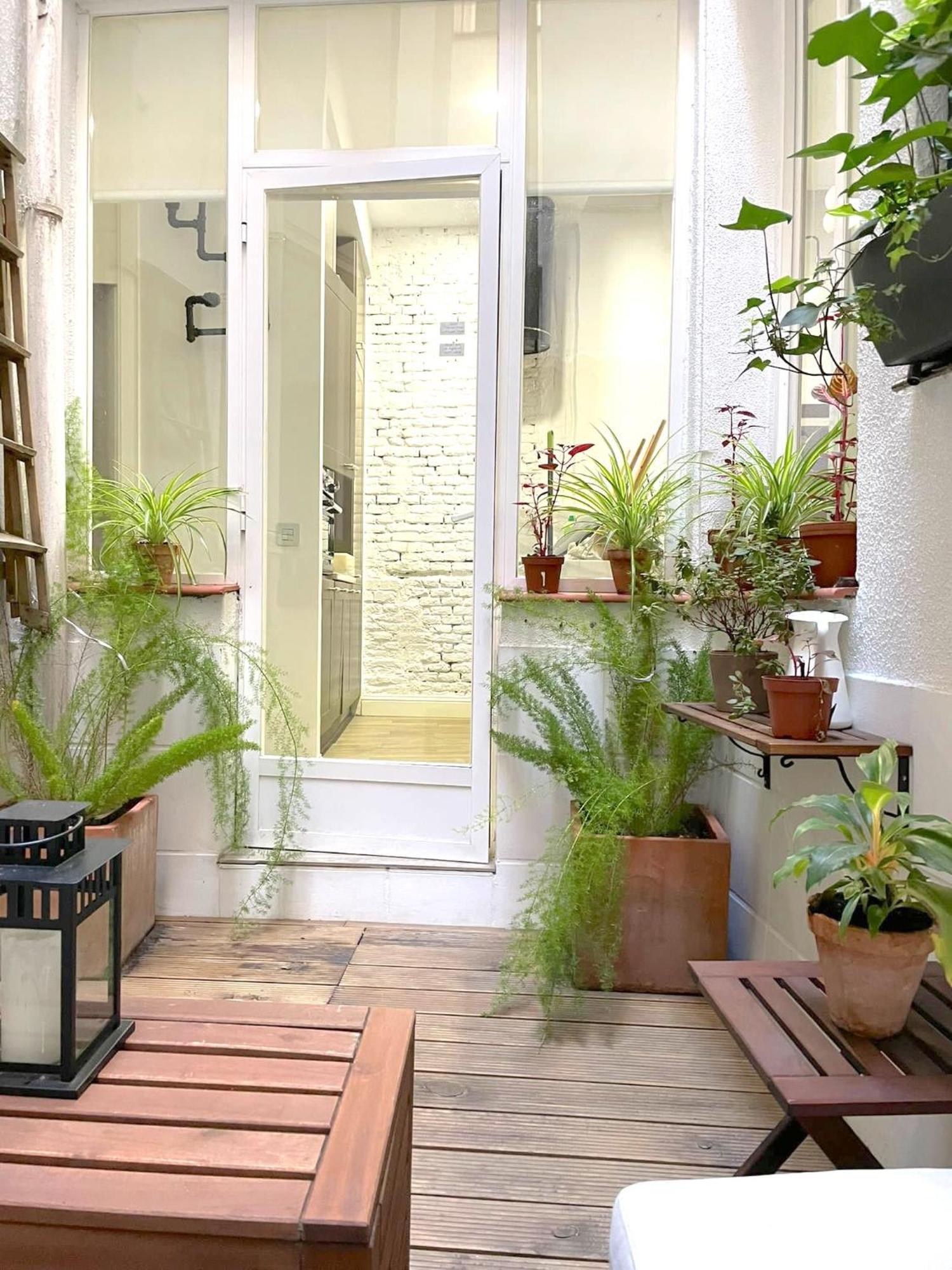 New In City-center, Gran Via Apartment